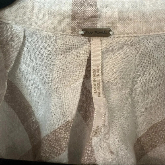 Free People Peppy in Plaid Women’s Long Sleeve Cream Peplum Style Top Size S GUC - Picture 3 of 7